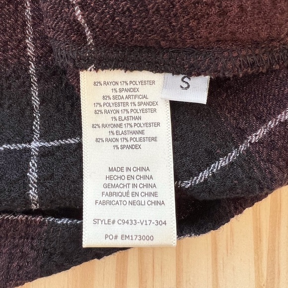 Cloth and Stone plaid blouse - Picture 2 of 5